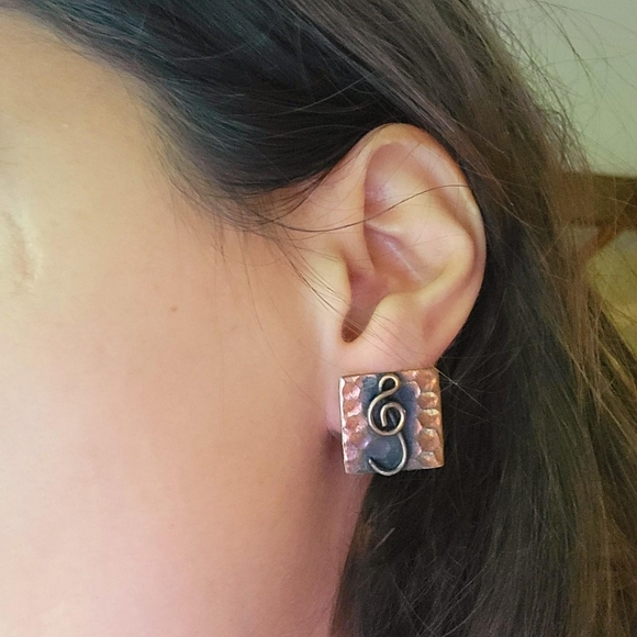 Vintage Copper Treble Clef Musical Clip-On Earrings - Picture 1 of 7